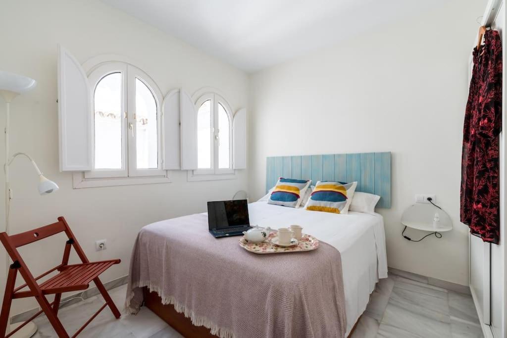 Apartamentos Rg, San Vicente 22 Sevilla Dış mekan fotoğraf