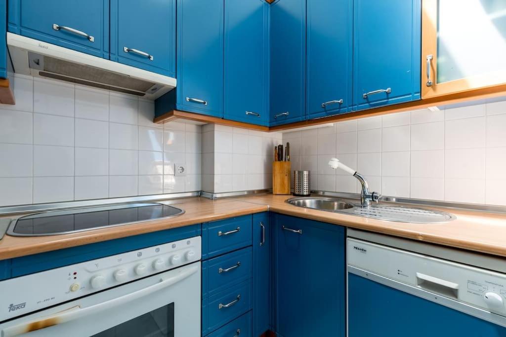 Apartamentos Rg, San Vicente 22 Sevilla Dış mekan fotoğraf